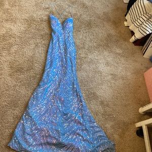 Prom dress / formal dress